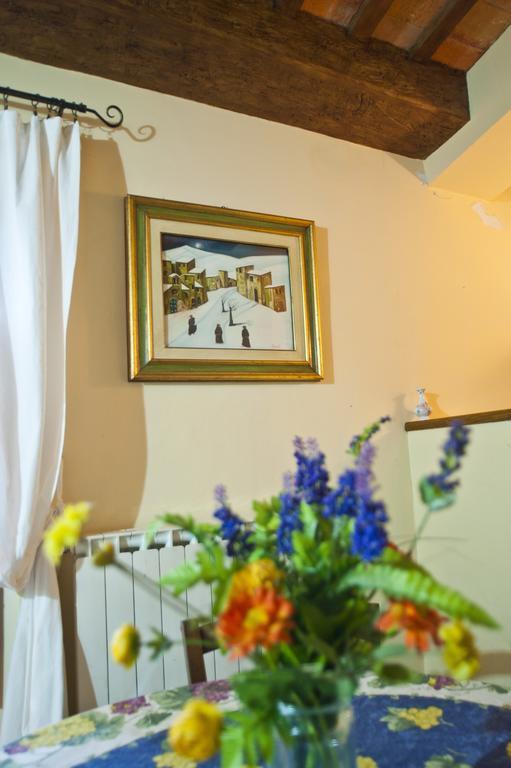 福利尼奥 Casa Castellina旅馆 客房 照片